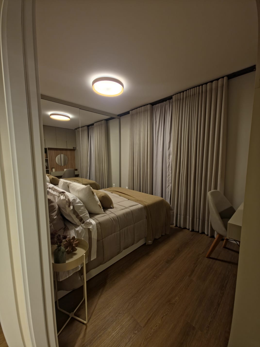 Variação do quarto principal - Singulare Home Riva