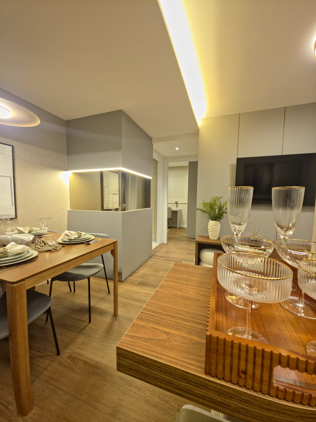 Perspectiva da sala - Singulare Home Riva